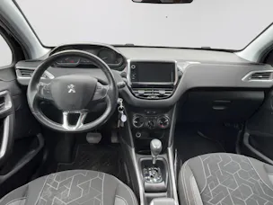 Peugeot 2008 1.2 PureTech Active EAT6