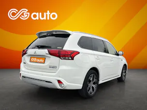 Mitsubishi Outlander 2.4 PHEV Value 4WD Automatic