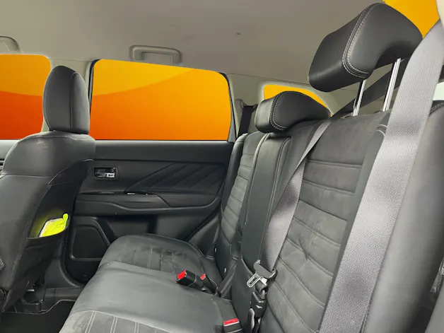 Mitsubishi Outlander 2.4 PHEV Value 4WD Automatic