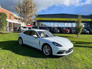 Porsche PANAMERA 4 PDK