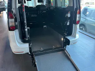 FORD TOURNEO CONNECT Grand 2.0 EcoB Titanium/122CV/Aut.