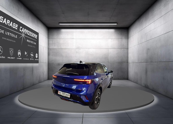 Vehicle image 4 Vehicle image 4