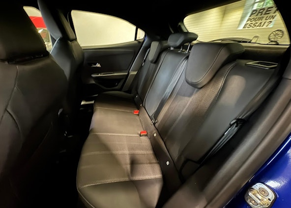 Vehicle image 6 Vehicle image 6