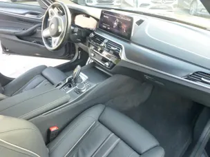 BMW 530e xDrive M Sport