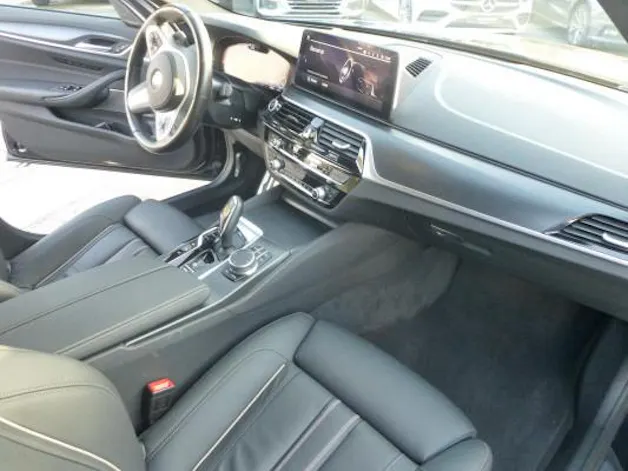 BMW 530e xDrive M Sport