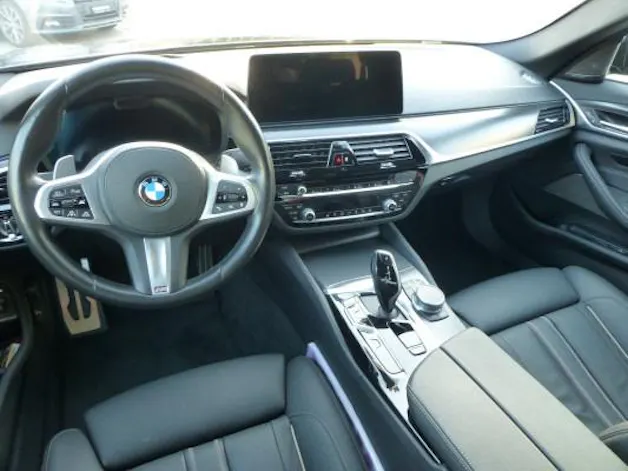 BMW 530e xDrive M Sport