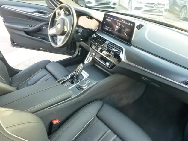 BMW 530e xDrive M Sport