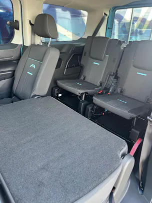 FORD TOURNEO CONNECT Grand 2.0 EcoB Active/122CV/Aut.