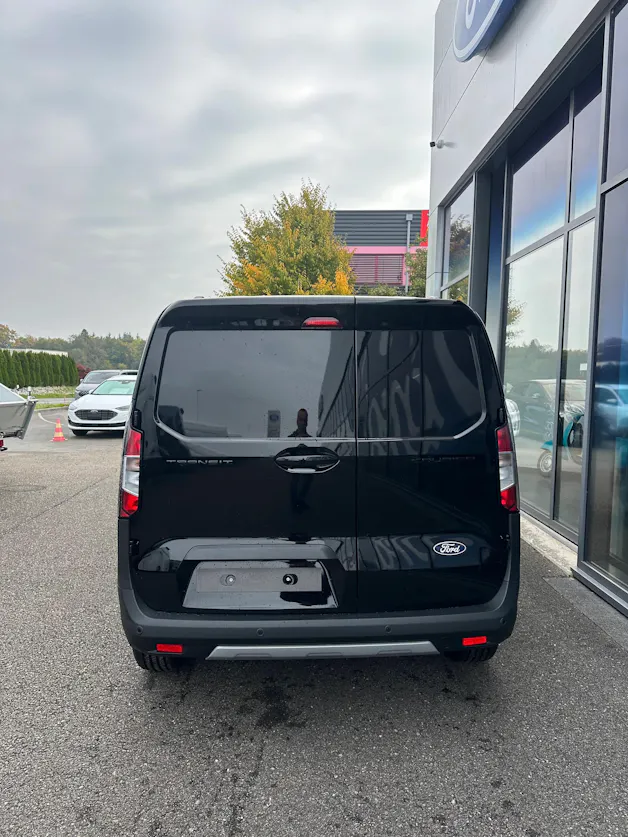 Ford Transit Courier van 1.0 EcoBoo Active/125CV/Aut.