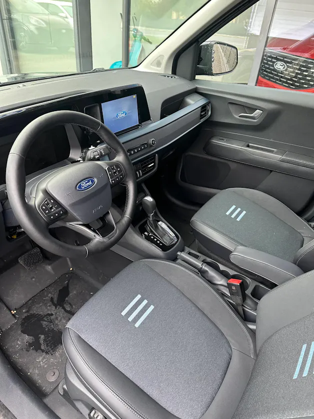 Ford Transit Courier van 1.0 EcoBoo Active/125CV/Aut.