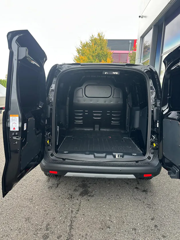 Ford Transit Courier van 1.0 EcoBoo Active/125CV/Aut.