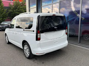 FORD TOURNEO Connect 2.0 EcoBlue 12 Titan./122CV/Aut.