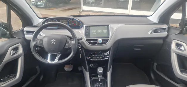 Peugeot 2008 1.2 PureTech Allure EAT6