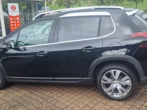 Peugeot 2008 1.2 PureTech Allure EAT6