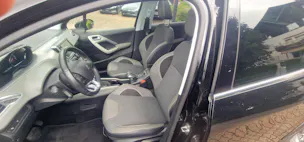 Peugeot 2008 1.2 PureTech Allure EAT6