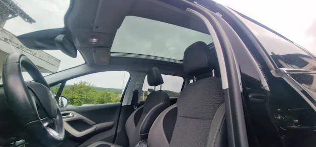 Peugeot 2008 1.2 PureTech Allure EAT6