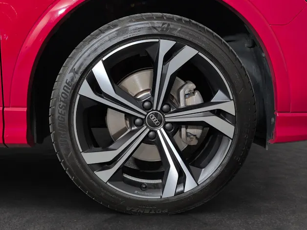 Audi Q3 40 TFSI S line quattro S-tronic