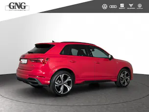 Audi Q3 40 TFSI S line quattro S-tronic