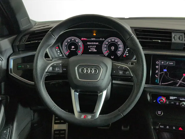 Audi Q3 40 TFSI S line quattro S-tronic
