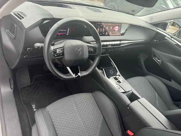 DS Automobiles AUTOMOBILES DS 4 1.2PT Trocadero EAT8