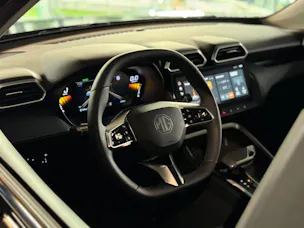 MG ZS 1.5 Hybrid+ Luxury