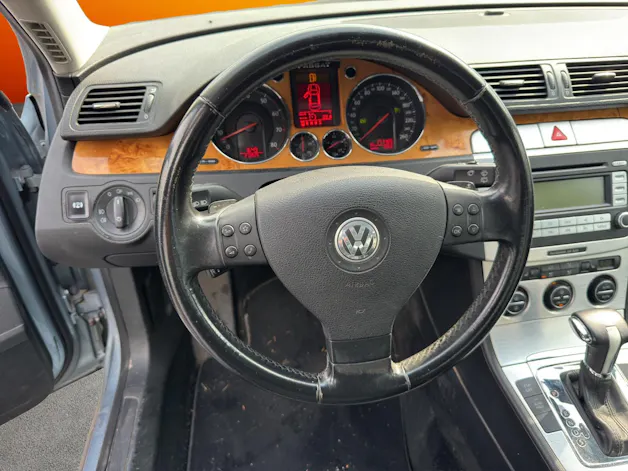VW Passat Variant 3.2 V6 FSI Sportline 4Motion