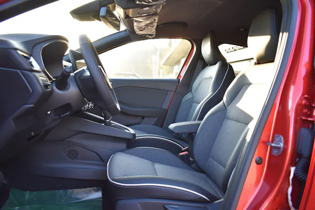 Mitsubishi COLT 1.6 HEV Instyle