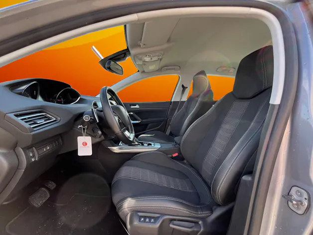 Peugeot 308 1.2 Pure Tech Tech Edition EAT8