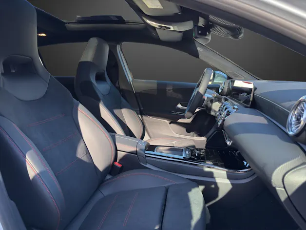 Mercedes-Benz A 220 4Matic 8G-DCT