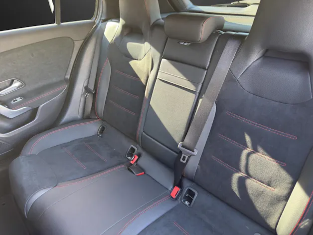 Mercedes-Benz A 220 4Matic 8G-DCT
