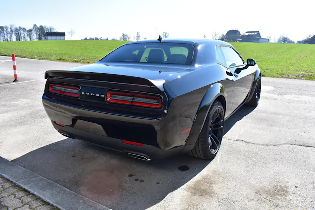 Dodge Challenger R/T Scat Pack 392 Widebody