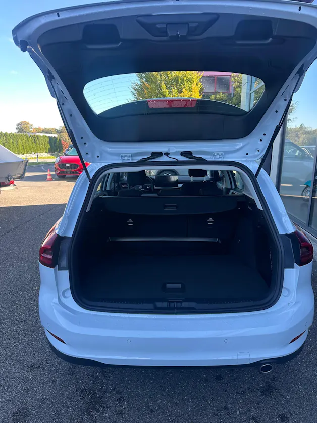 Ford Focus Station Wagon 1.0i EcoB Titanium/155CV/Aut.