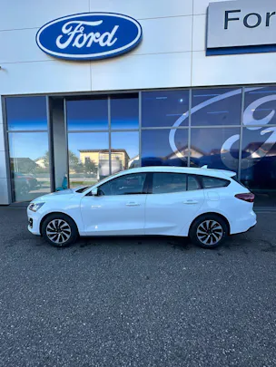 Ford Focus Station Wagon 1.0i EcoB Titanium/155CV/Aut.