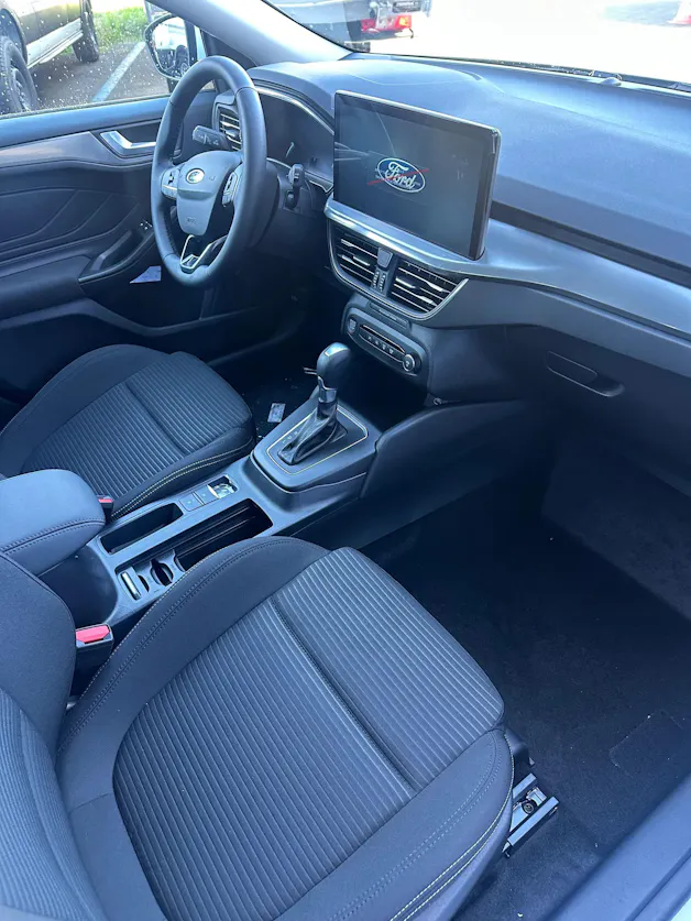 Ford Focus Station Wagon 1.0i EcoB Titanium/155CV/Aut.