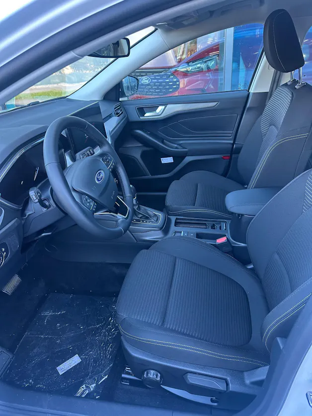 Ford Focus Station Wagon 1.0i EcoB Titanium/155CV/Aut.