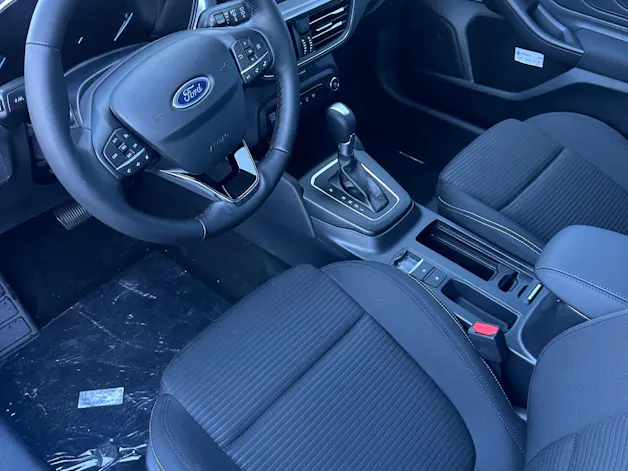 Ford Focus Station Wagon 1.0i EcoB Titanium/155CV/Aut.