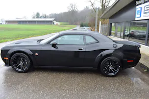 Dodge Challenger R/T Scat Pack 392 Widebody