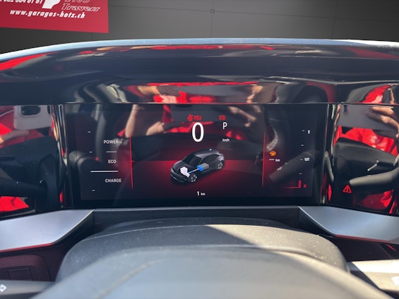 Vehicle image 8 Vehicle image 8