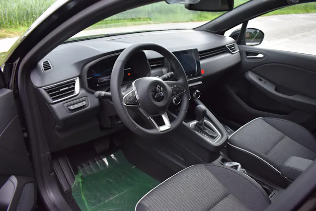 Mitsubishi COLT 1.6 HEV Intense