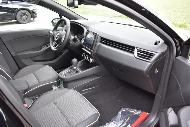 Mitsubishi COLT 1.6 HEV Intense