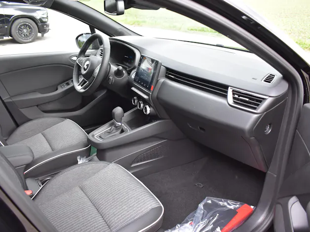 Mitsubishi COLT 1.6 HEV Intense