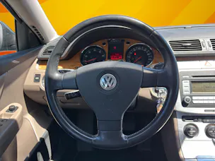 VW Passat 1.8 TSI Comfortline Tiptronic