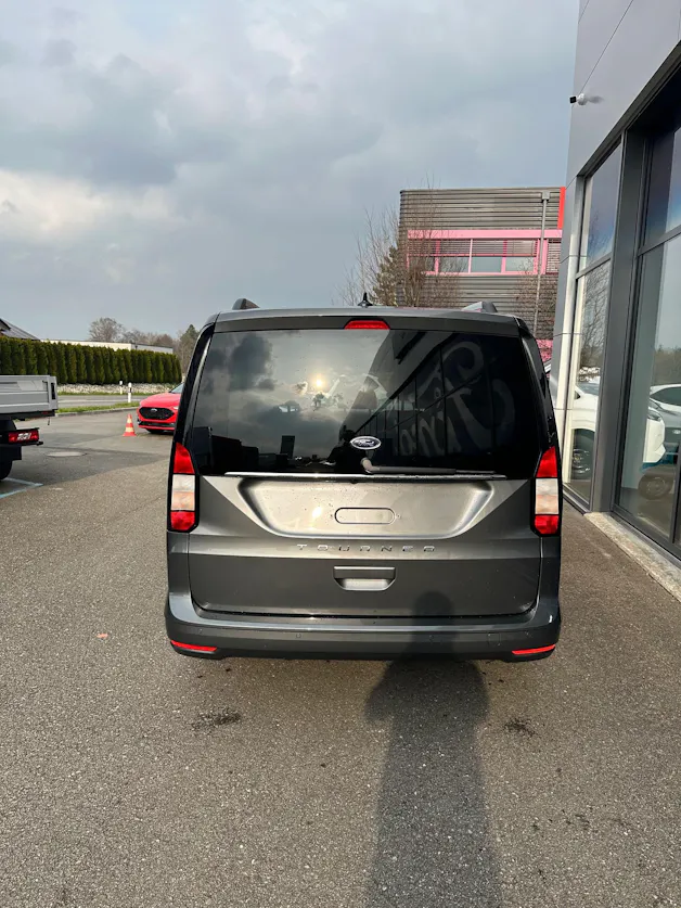 Ford TOURNEO CONNECT Grand 1.5 EcoB Titan./115CV/Aut.