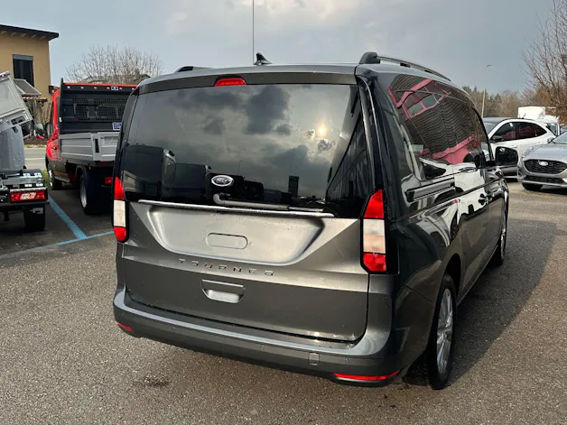 Ford TOURNEO CONNECT Grand 1.5 EcoB Titan./115CV/Aut.