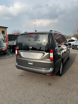 Ford TOURNEO CONNECT Grand 1.5 EcoB Titan./115CV/Aut.
