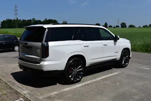 Cadillac Escalade-V 2025