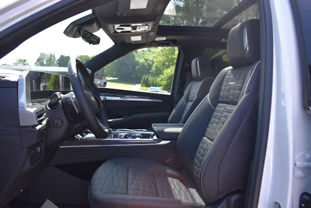 Cadillac Escalade-V 2025