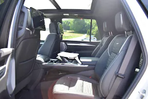 Cadillac Escalade-V 2025