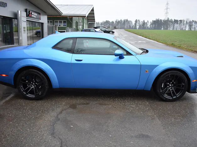 Dodge Challenger R/T Scat Pack 392 Widebody