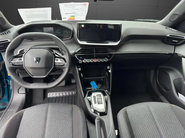 Peugeot 2008 1.2 MHEV Style